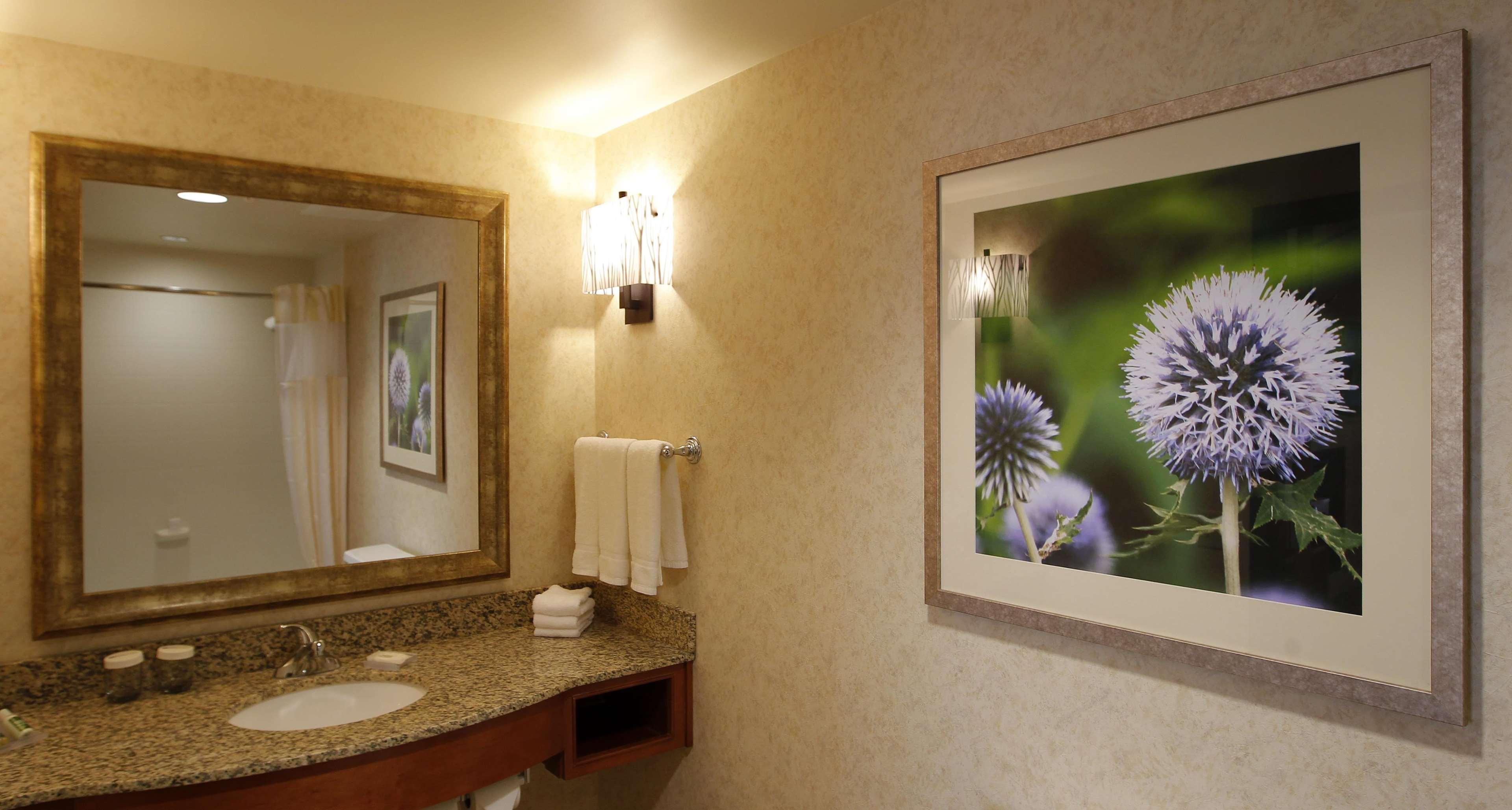 Hilton Garden Inn Cedar Falls Eksteriør bilde