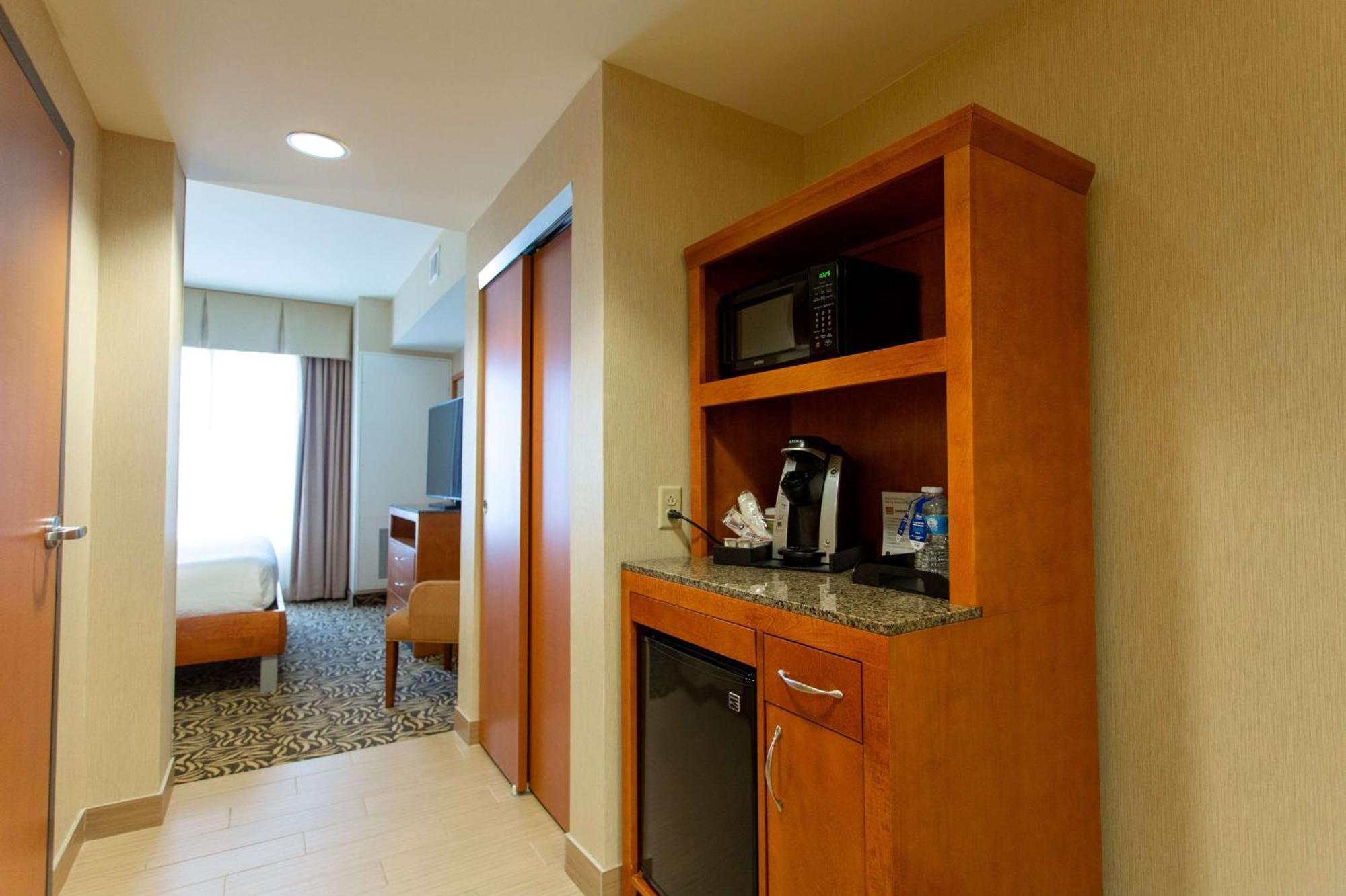 Hilton Garden Inn Cedar Falls Eksteriør bilde