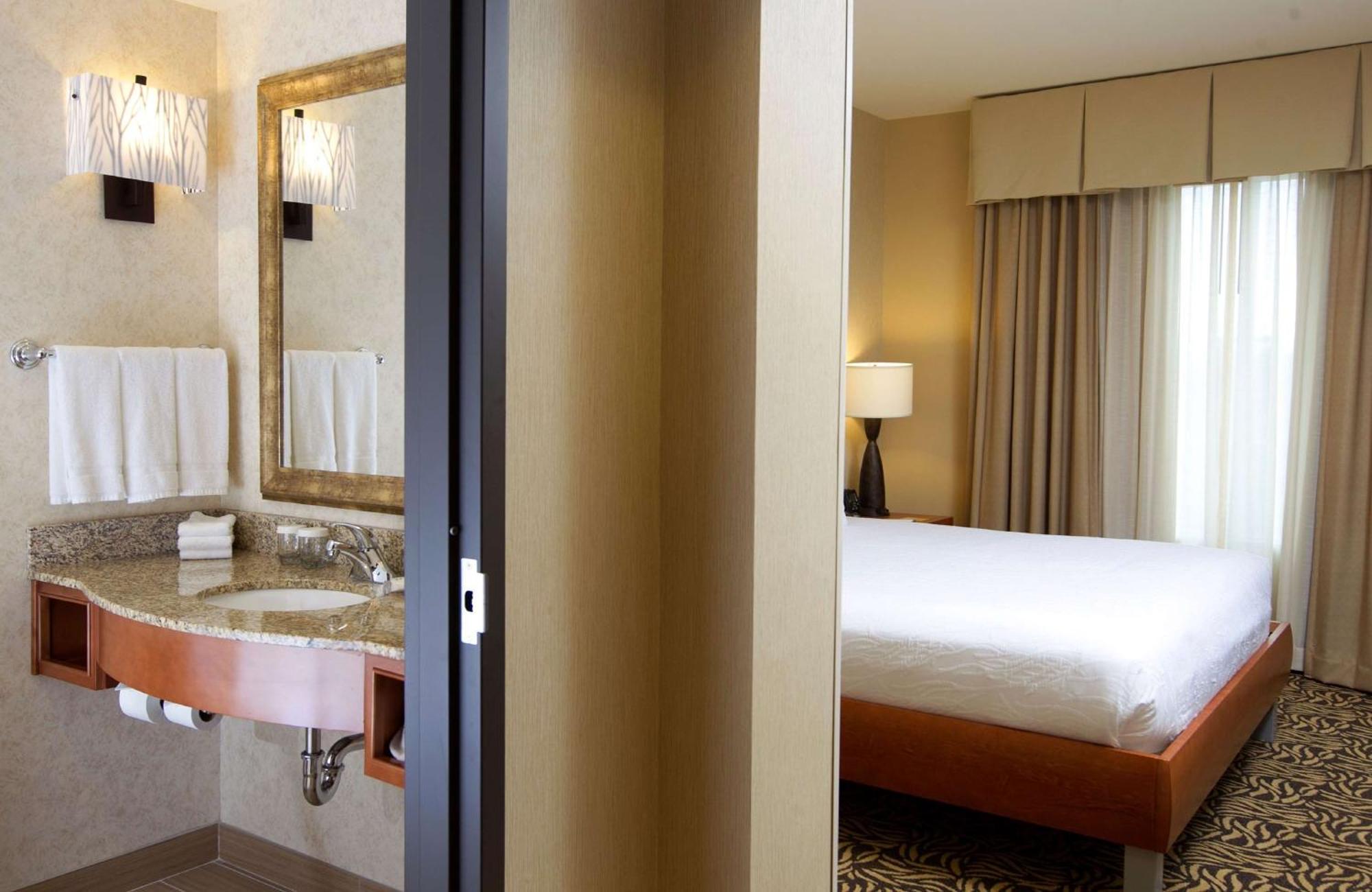 Hilton Garden Inn Cedar Falls Eksteriør bilde