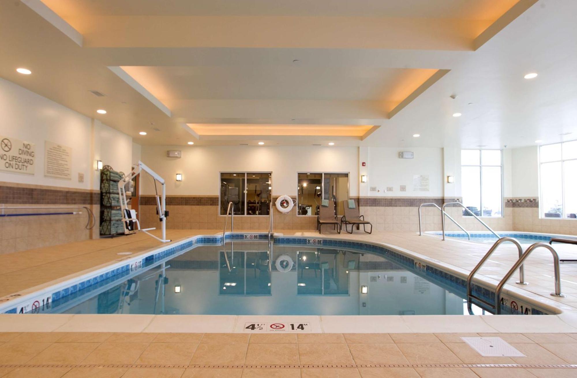 Hilton Garden Inn Cedar Falls Eksteriør bilde